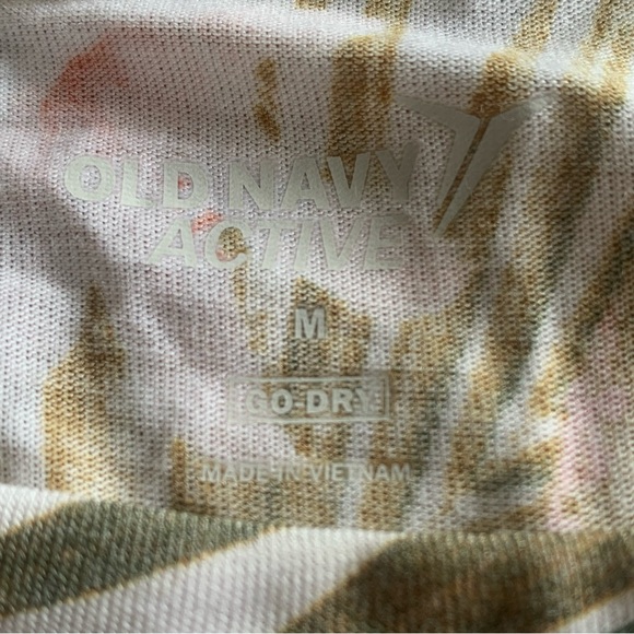 NWT Old Navy Active Botanical All Day Crop Tank M Super Soft - Picture 4 of 4